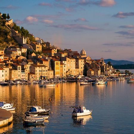 Sibenik Modern Apartment ภายนอก รูปภาพ